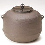 未使用！茶道　風炉釜　竹地紋筒釜　利休好　菊地正光 70726f647563742f306e65742f6b6d