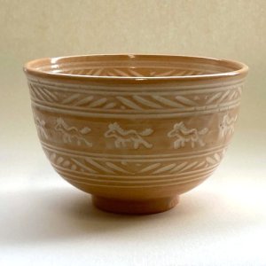 画像1: 【茶道具】三島　午　茶碗　　　　　　　*馬*午*干支*　 (1)